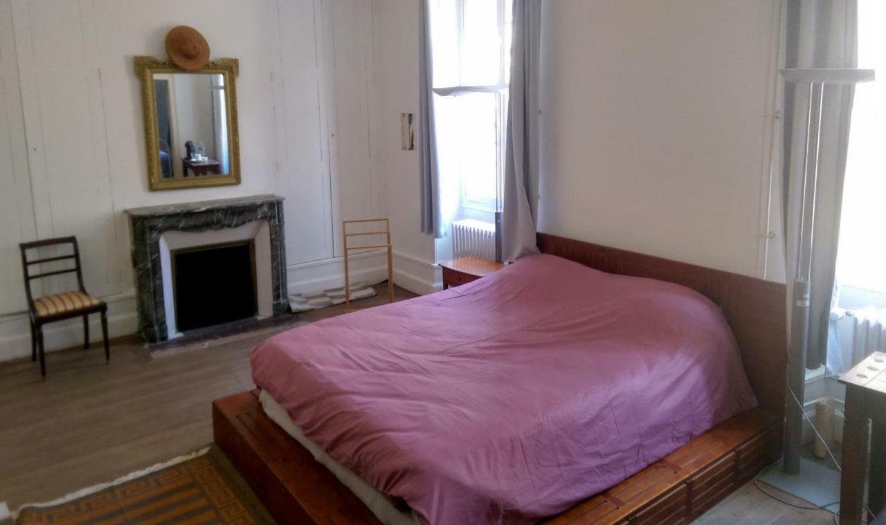 Grand Corps De Ferme A La Rue Messire Etienne 89113 Neuilly Valravillon Villa Dış mekan fotoğraf